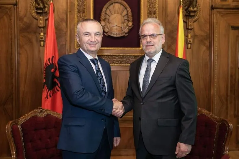 Ilir Meta uron Talat Xhaferin, kryeministri i parë shqiptar i Maqedonisë së Veriut