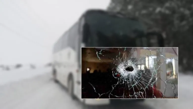 Sulmohen me gurë dy autobusë të Kosovës në Serbi, çfarë dihet deri më tani për ngjarjen