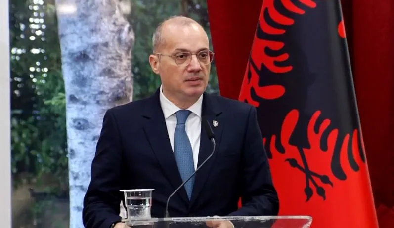 Ministri Hasani konferencë me homologun turk: Marrëveshja për njohjen e patentave…
