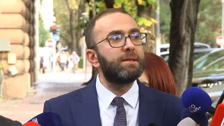 Bardhi për vendimin e Kushtetueses: Asnjë surprizë nga Vali Bizhgat