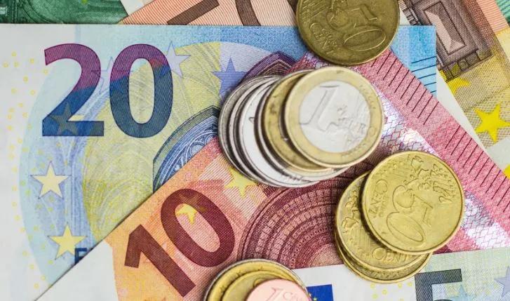 Statistikat/ Rezerva valutore u rrit me 18% vitin e kaluar, arrin rekordin e ri prej 5.85 miliardë eurosh