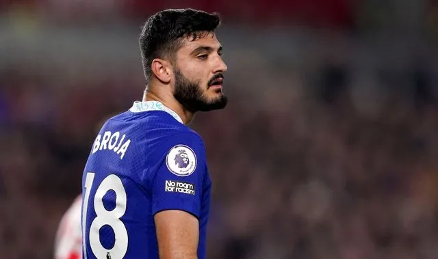 Broja largohet nga Chelsea, transferohet te rivalët e Premier League