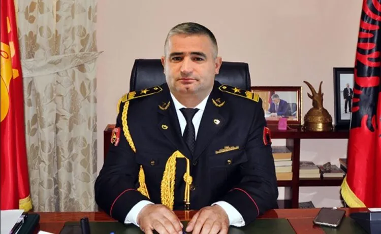 Dorëhiqet nga detyra kreu i Gardës së Republikës, Haki Çako e zëvëndëson
