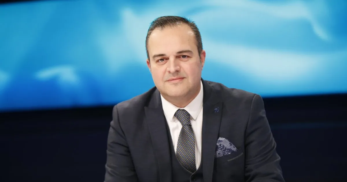 U paraqit në ambientet e SPAK, mjekut Edvin Prifti i komunikohen akuzat për korrupsion dhe pastrim parash
