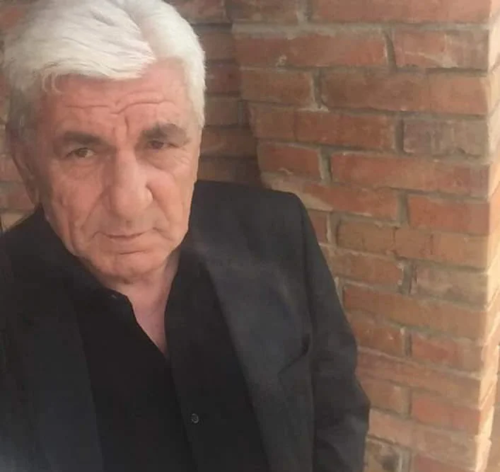 Ky është ekonomisti  70 -vjeçar, që u  vra gabimisht në vendin e punës