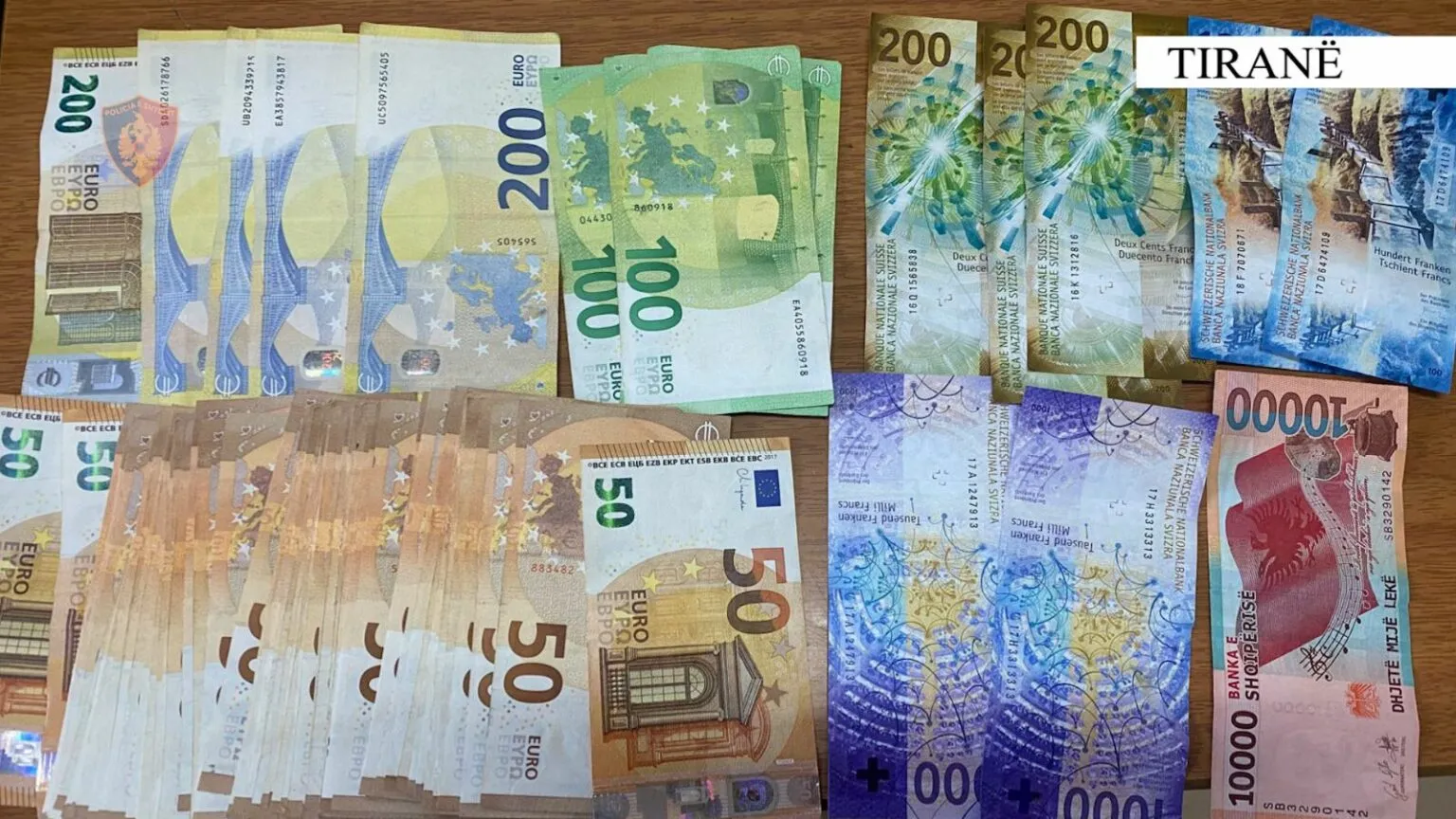 Tiranë/ Arrestohet  43-vjeçari me kokainë dhe euro në makinë