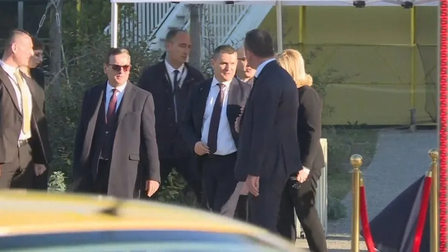 Antony Blinken  takon  krerët e drejtësisë, Dumanin, Metanin, Sadushin dhe Zaçajn