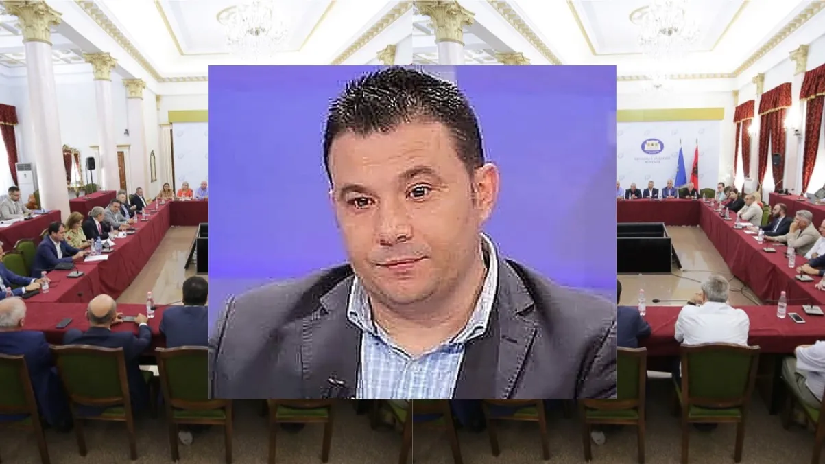 Opozita si liri dhe bashkimi si skuthokraci!