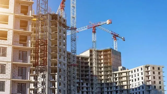 Shpenzime rekord në Evropë për ndërtimin, të fundit për makineri e pajisje