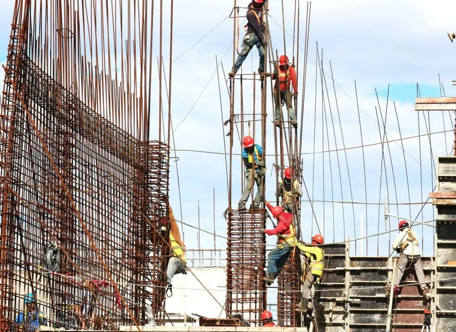 Punëtorët e huaj në Shqipëri, kryesojnë ata nga Turqia dhe Bangladeshi