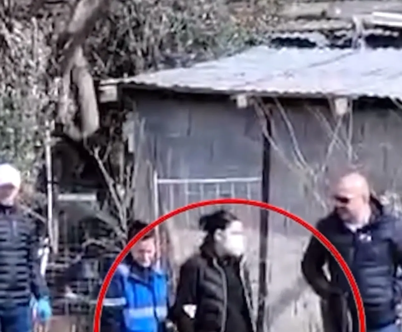 FOTO-VIDEO/ 19-vjeçarja Hygerta Meta shkon në vendngjarje, tregon dinamikën e vrasjes së babait