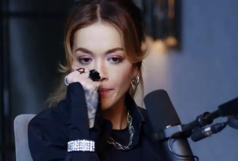 Rita Ora flet për problemet e shëndetit mendor dhe