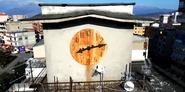 Mekanizmi mbi 120-vjeçar  i orës së Shkodrës, u ruajt nga një familje