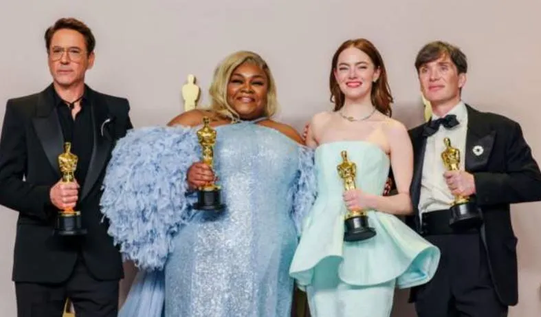 Triumfon filmi “Oppenheimer” në  “Oscar 2024”