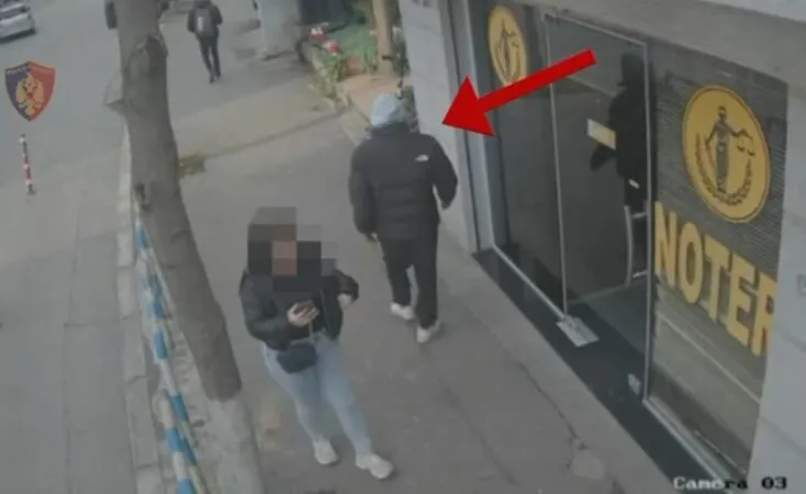 Tiranë/  Kapet hajduti i   monopatinave