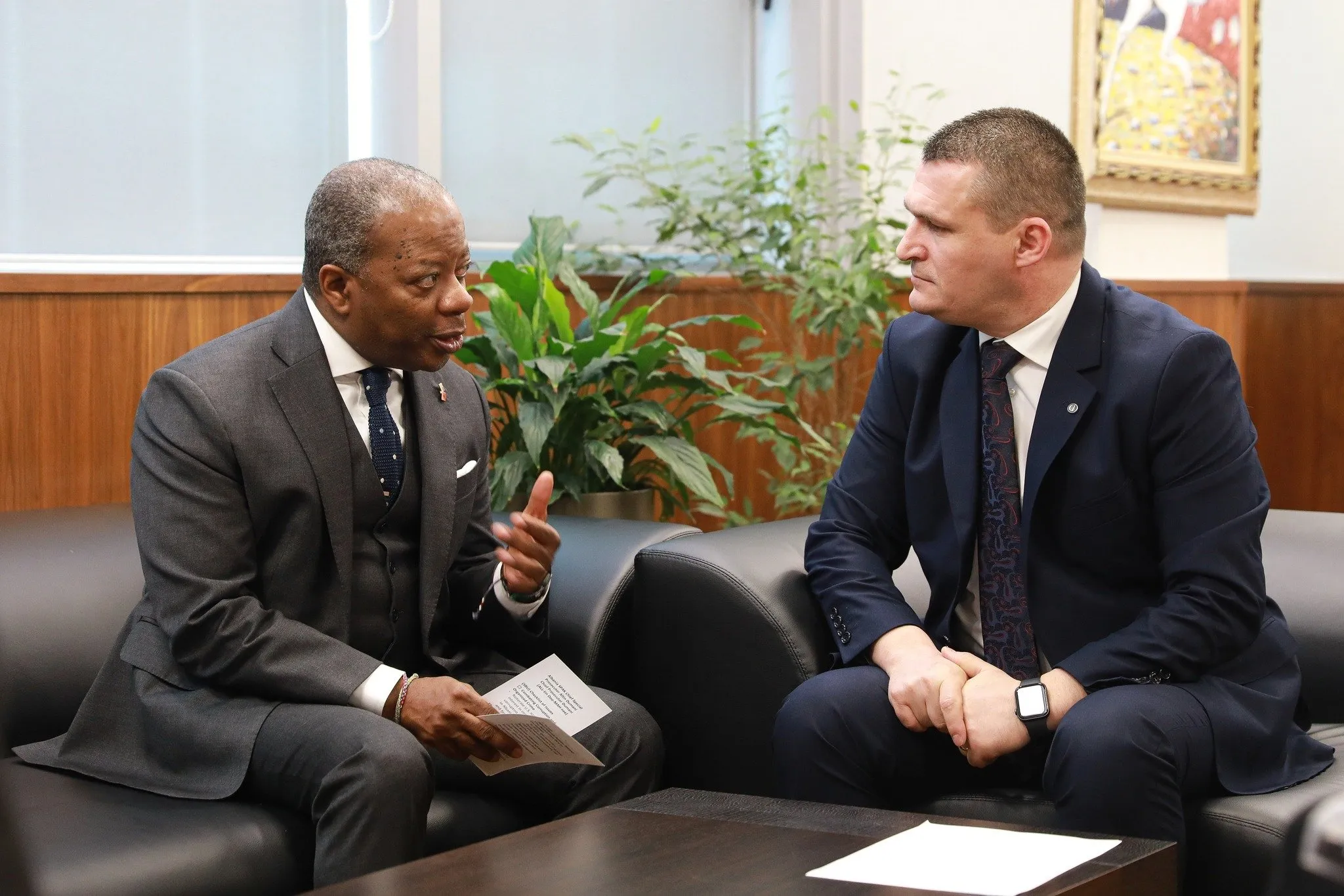 Vizita e diplomatit amerikan në SPAK, Ervin Karamuço zbulon detajet: SHBA ka dy shqetësime kryesore për Shqipërinë, DROGËN dhe pastrimi i parave