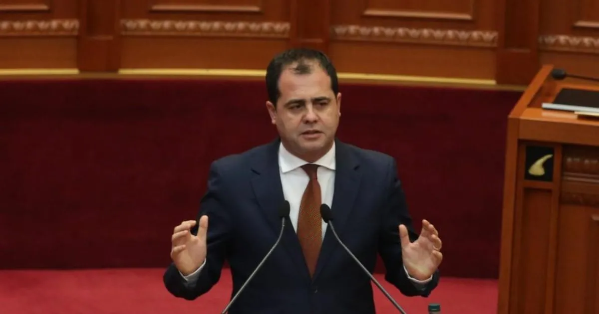 Deputeti  Bylykbashi flet për  aferën  korruptive në Portin e ri të Durrësit : Do t’u kushtojnë 2 miliardë USD shqiptarëve!