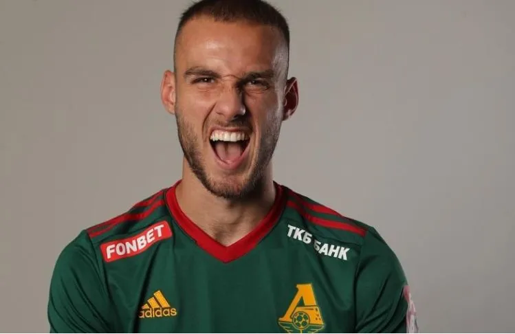 Mario Mitaj tërheq vëmendjen e gjigandëve të Serisë A, Lokomotiva e Moskës rrit çmimin për mbrojtësin e kombëtares