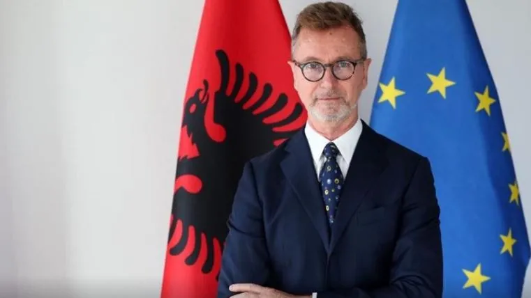 Ambasadori i BE: Nëse Shqipëria dëshiron të anëtarësohet në BE, lufta ndaj korrupsionit, prioritet kyç
