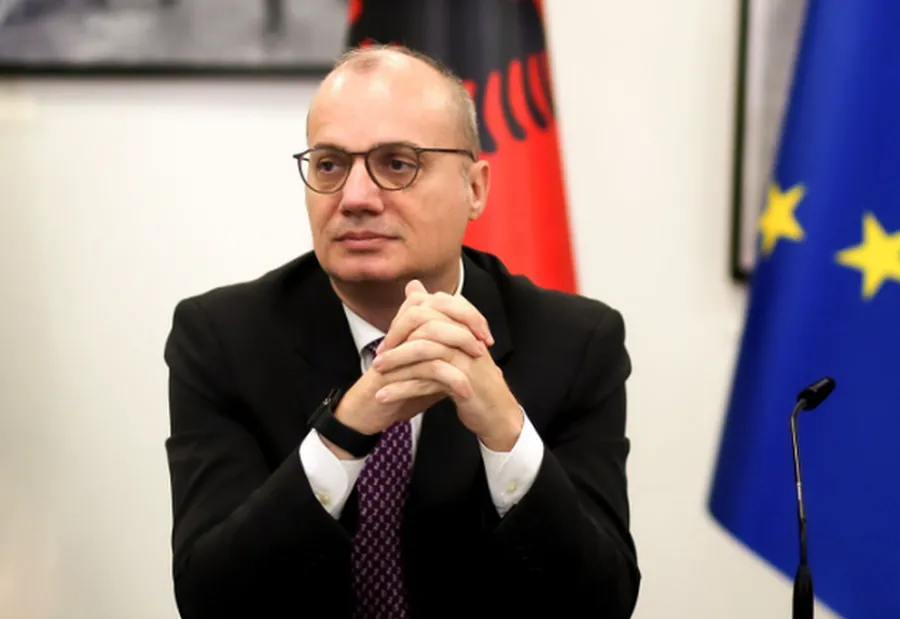 “Shqipëria dënon ashpër sulmin e Iranit ndaj Izraelit”, ministri Hasani: Kërcënim i rëndë për sigurinë e rajonit