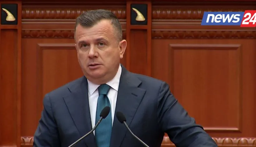 Ministri Balla: Burg kujtdo që vendos zjarre të qëllimshme