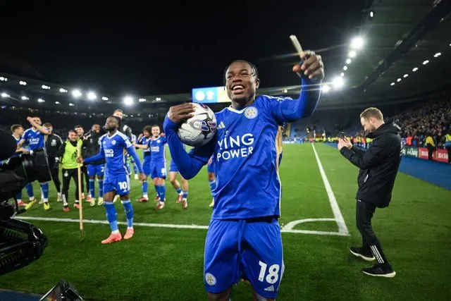 Leicester është skuadra e parë që ngjitet në Premier League