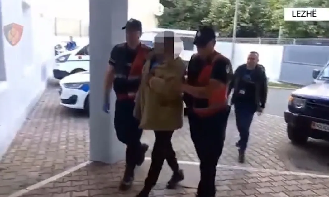 Lezhë/ Arrestohet 67-vjeçari, kanosi nipin me armë zjarri për pronat