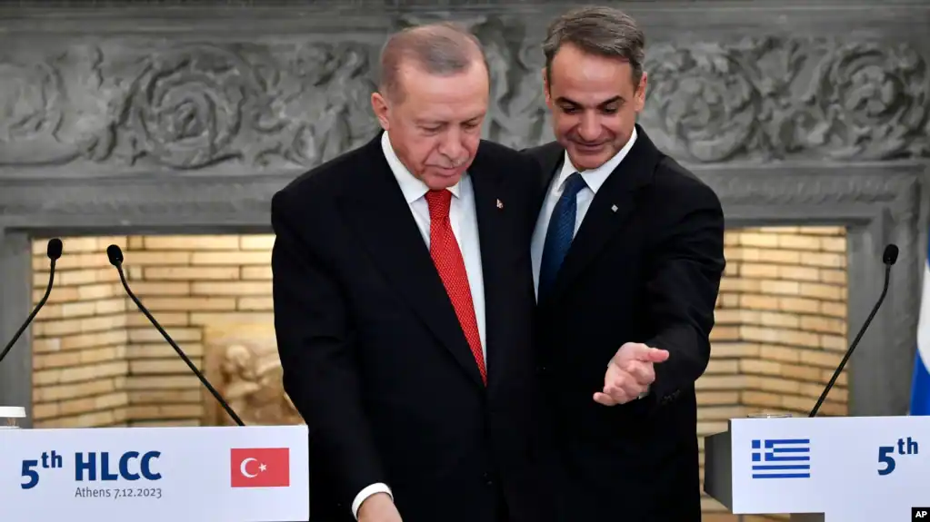 Mitsotakis  të hënën, takim me Erdogan  në Turqi, për të përmirësuar lidhjet e dëmtuara