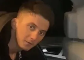 U vetëdorëzua pasi qëlloi me plumb në kokë efektivin e ‘Shqiponjave’, flet Azgan Mërnica: Nuk jam penduar që e vrava!