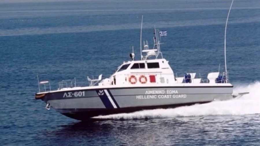 Greqi/ Mbytet anija me emigrantë, raportohet për tre të zhdukur në Kretë
