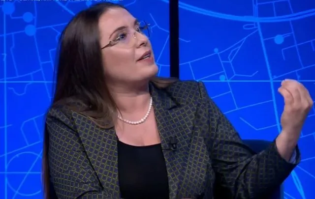 Anila Hoxha tregon rastin/ Si e demaskoi polici qytetarin që denoncoi drogën