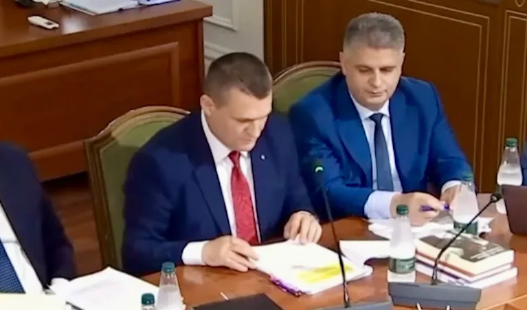 Altin Dumani raporton në Komisionin e Ligjeve: Jemi prokurorë, po jo inkuizitorë! Nga 2817 të paraburgosur, vetëm 8.5% janë për llogari të SPAK