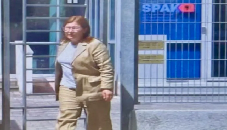 Kryetarja e Bashkisë së Roskovecit, Majlinda Bufi paraqitet në SPAK