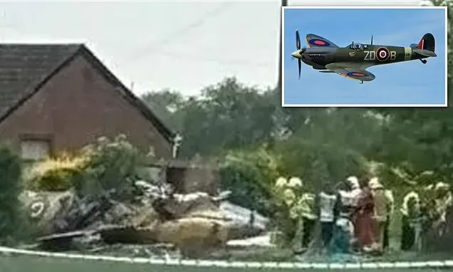 Britani/ Rrëzohet avioni, ekuipazhet e emergjencës në vendngjarje! Zbardhen detaje nga aksidenti