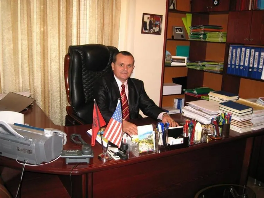 Nënkryetari i KLP-së, Tartar Bazaj me dy studio ligjore
