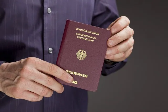 Mbi 200 mijë veta marrin nënshtetësinë gjermane
