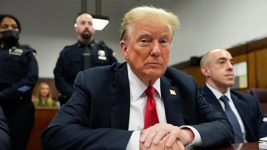 Ja çfarë parashikon Kushtetuta amerikane për fatin e Trump në zgjedhjet e nëntorit