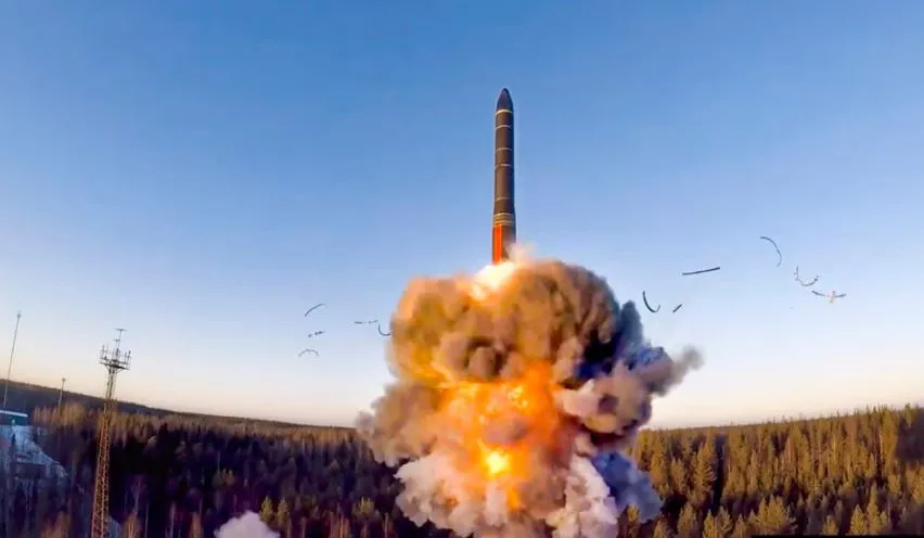 Ushtria ukrainase intensifikon sulmet gjatë natës, Rusia: Shkatërruam dronë dhe raketa