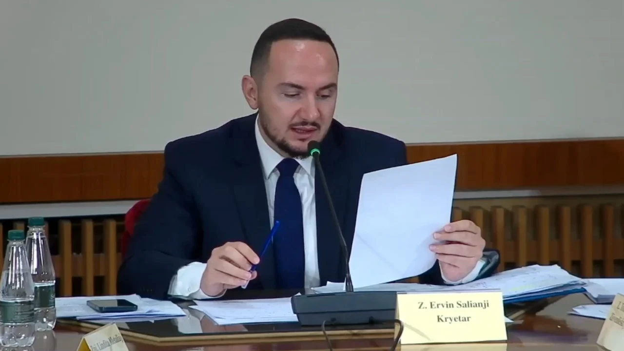 Dëshmia e Rrumbullakut në Komisionin e TIMS, Gogu: Mbledhja të vijojë me dyer të mbyllura!