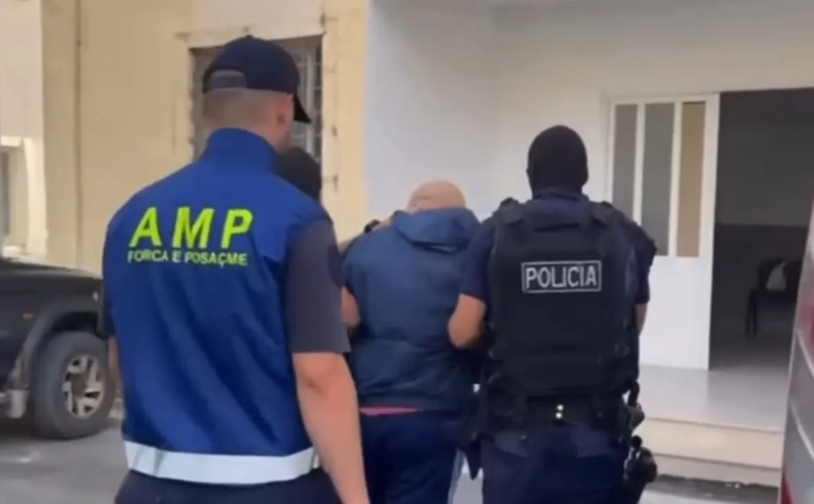 AMP arreston punonjësin e policisë Himarë!
