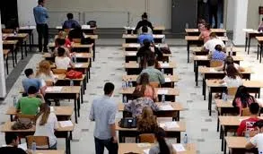 28 mijë maturantë do të testohen sot në lëndën e Matematikës