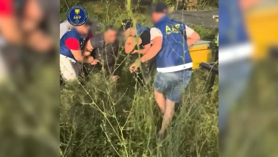Si AMP arrestoi oficerin e krimeve Kastriot Palushi