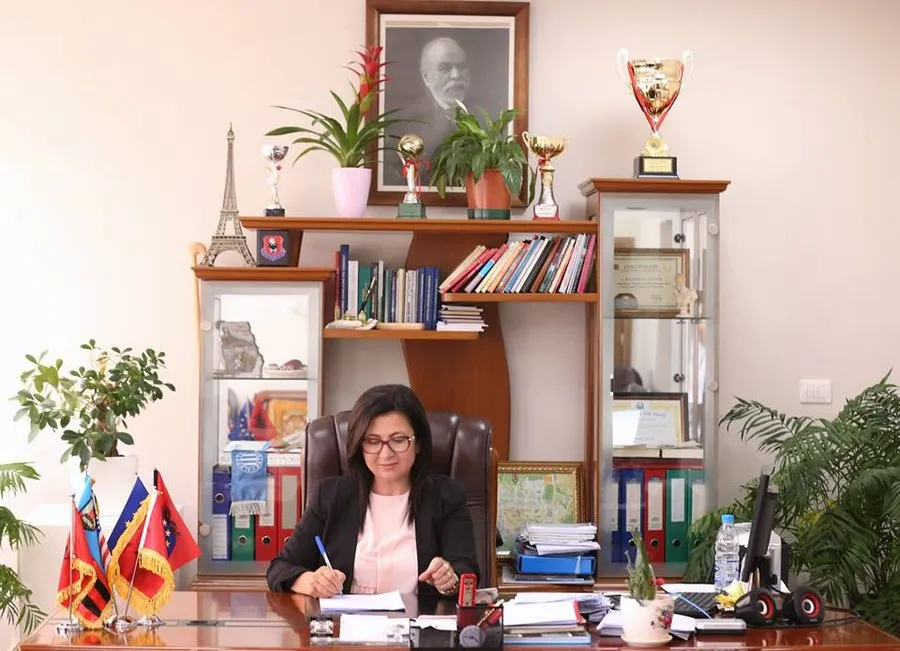 SPAK dërgon për gjykim dosjen e ish-kryebashkiakes së Patosit dhe 6 zyrtarëve të tjerë