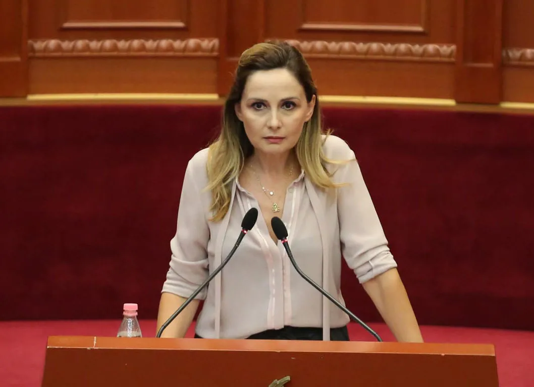 Deputetja e PD Tabaku flet për ndryshimet në Kod : Po bëjmë minimumin të detyruar nga Kushtetuesja