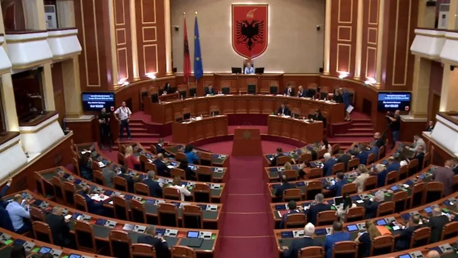 Shtyhet seanca e jashtëzakonshme parlamentare