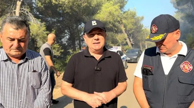 Zjarri në Shëngjin, Balla: Në terren më shumë se 20 zjarrfikëse dhe 80 forca operacionale