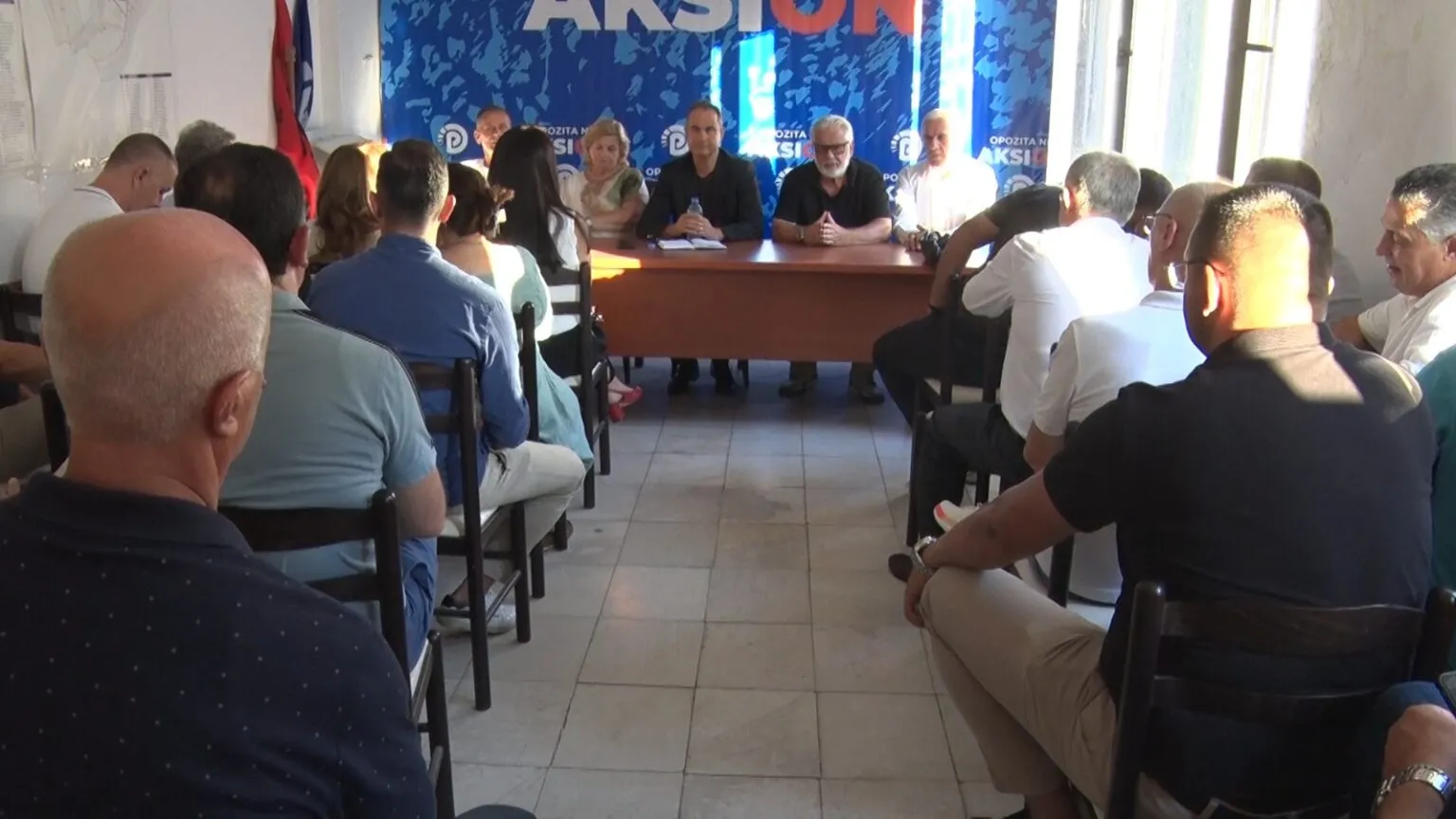 Shkodër/ Drejtuesit  lokalë kthehen në selinë e tyre pas marrjes së vulës