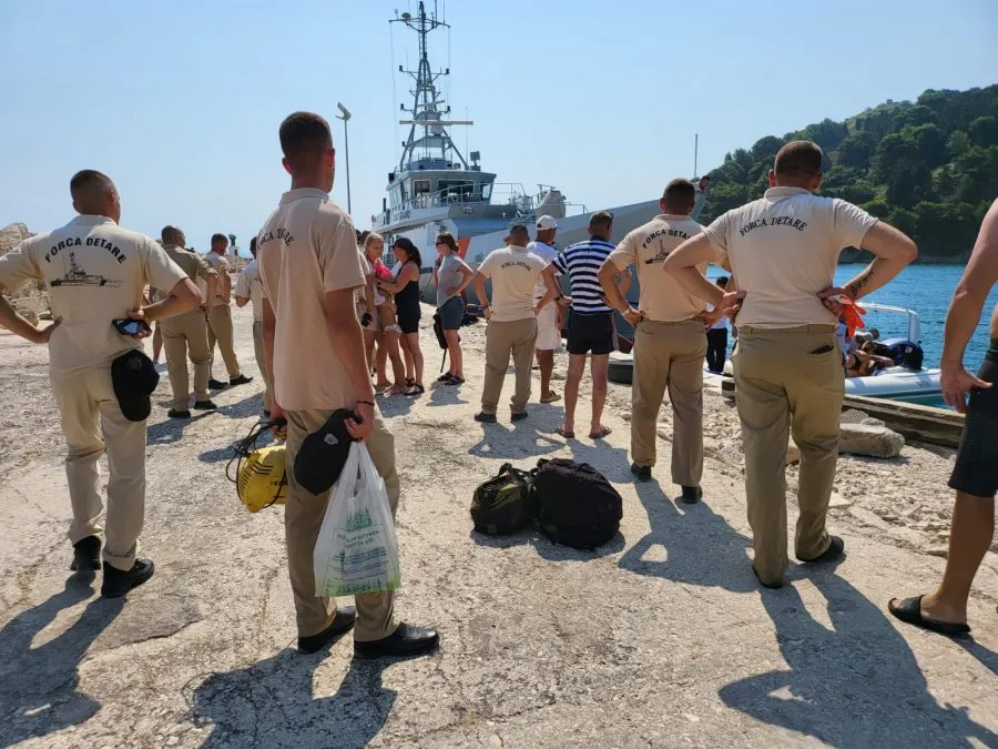 Turisti francez ndërron jetë në Sazan, mungon ndihma e shpejtë