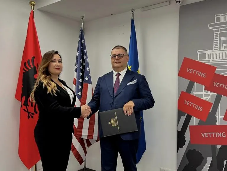 Kush është sponsori “sekret” i aktivitetit të KPK të motrës së Ballukut, kompania e sigurimeve e biznesmenit Sh. K.