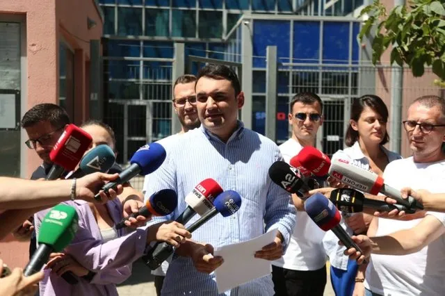 Belind Këlliçi i tregon SPAK-ut dokumentin e prishjes së 13 pallateve nga 5D